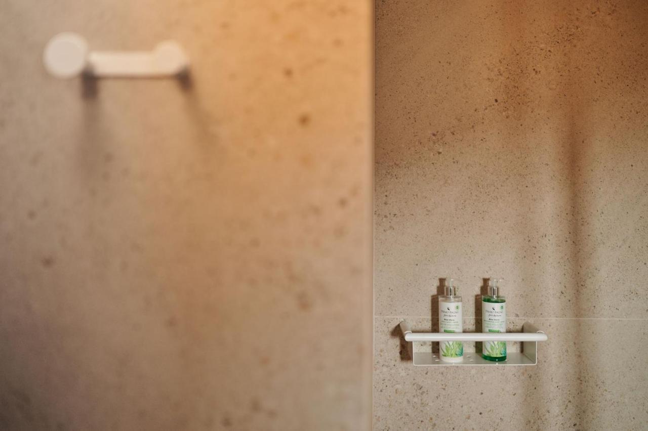Kaizen Chania - New Central Apartment Just 350M Away With Private Jacuzzi And Free Parking! Extérieur photo